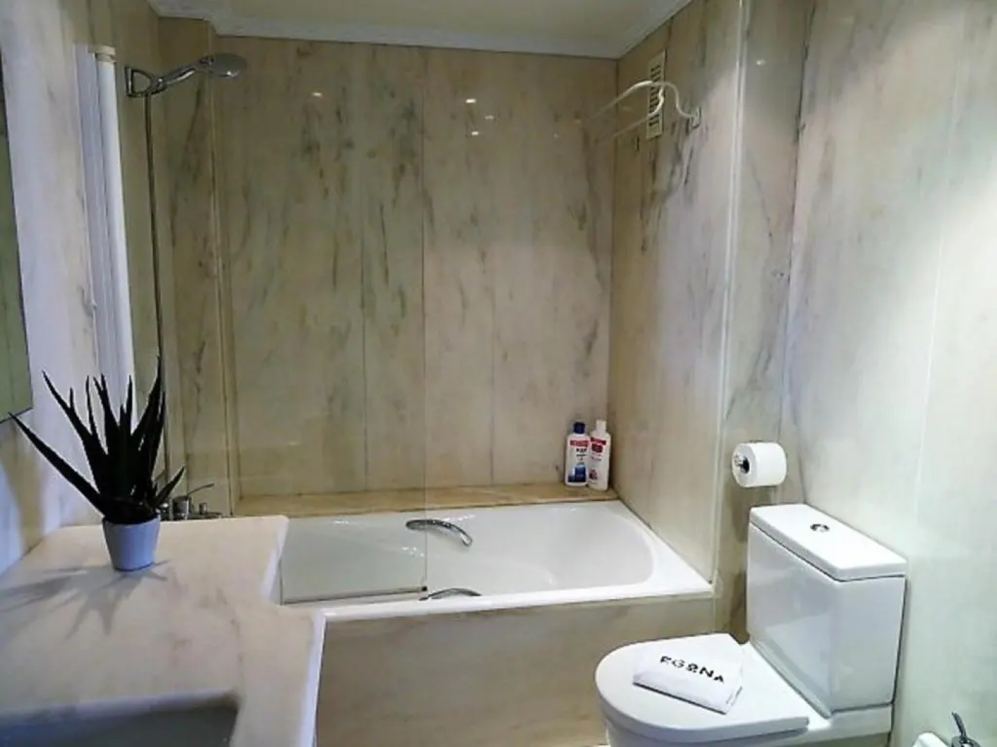 EGONA-SLUI 1ªlínea playa, vista increible, garaje