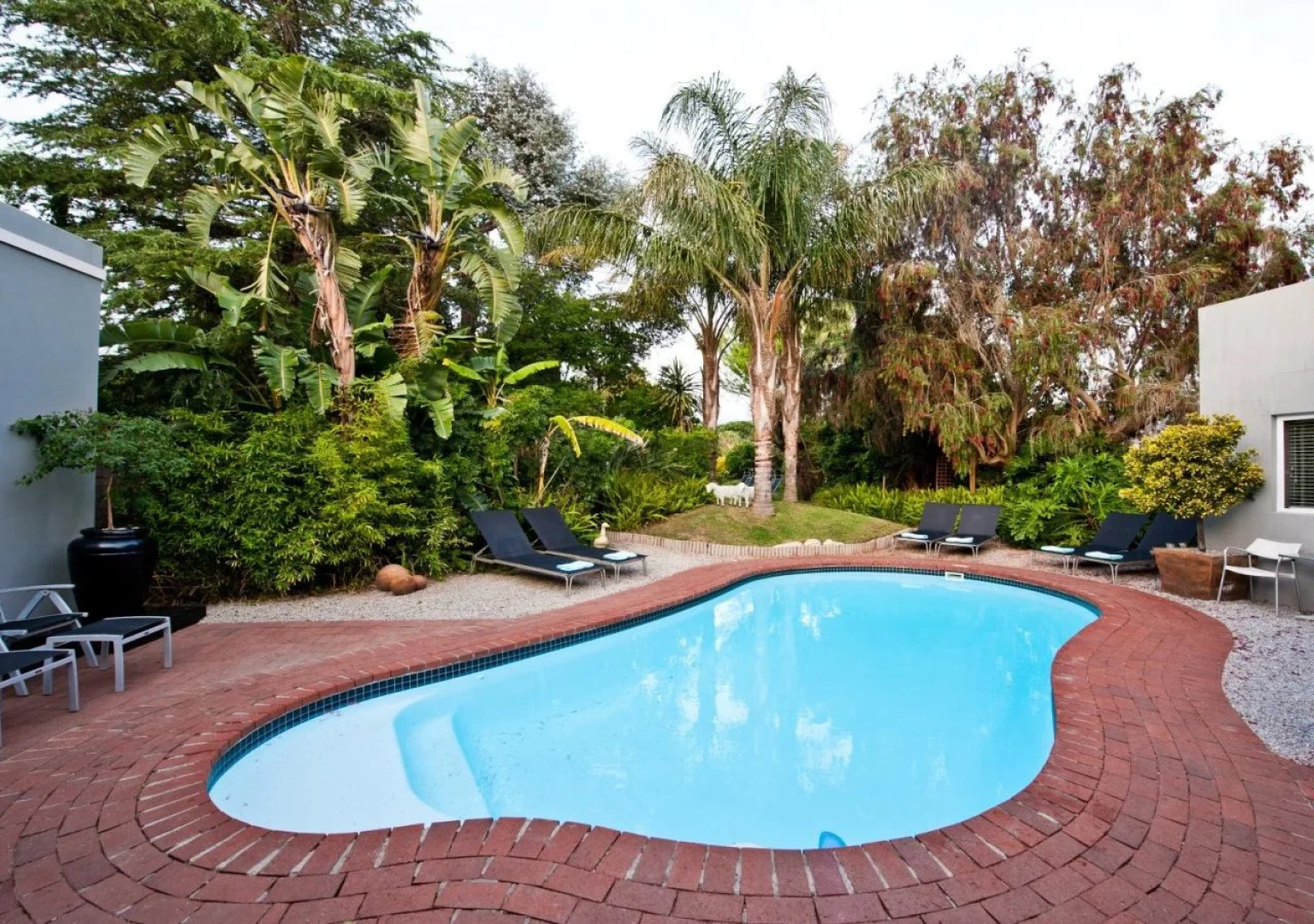 Ballinderry - The Robertson Guest House