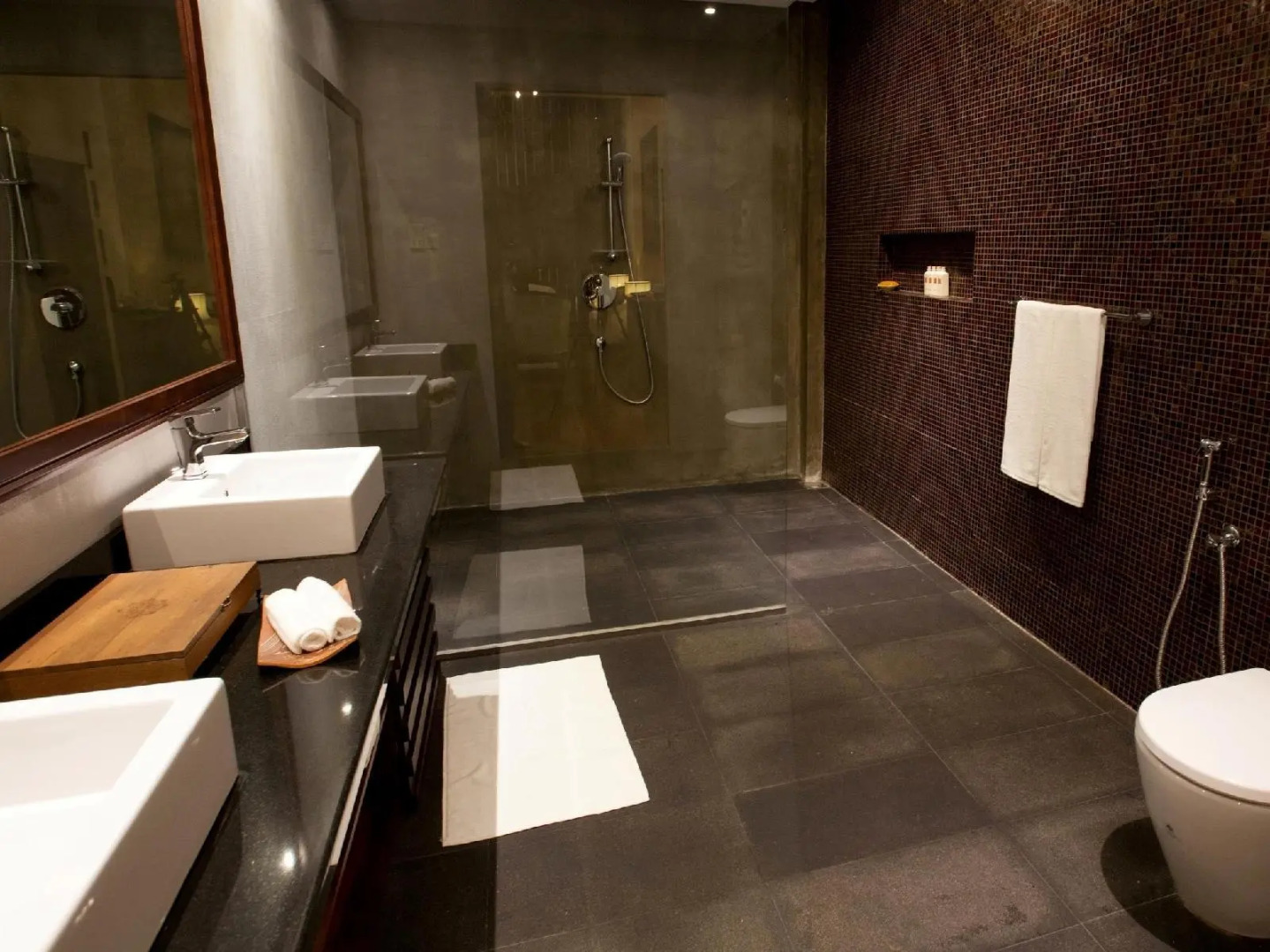 Residence by Uga Escapes