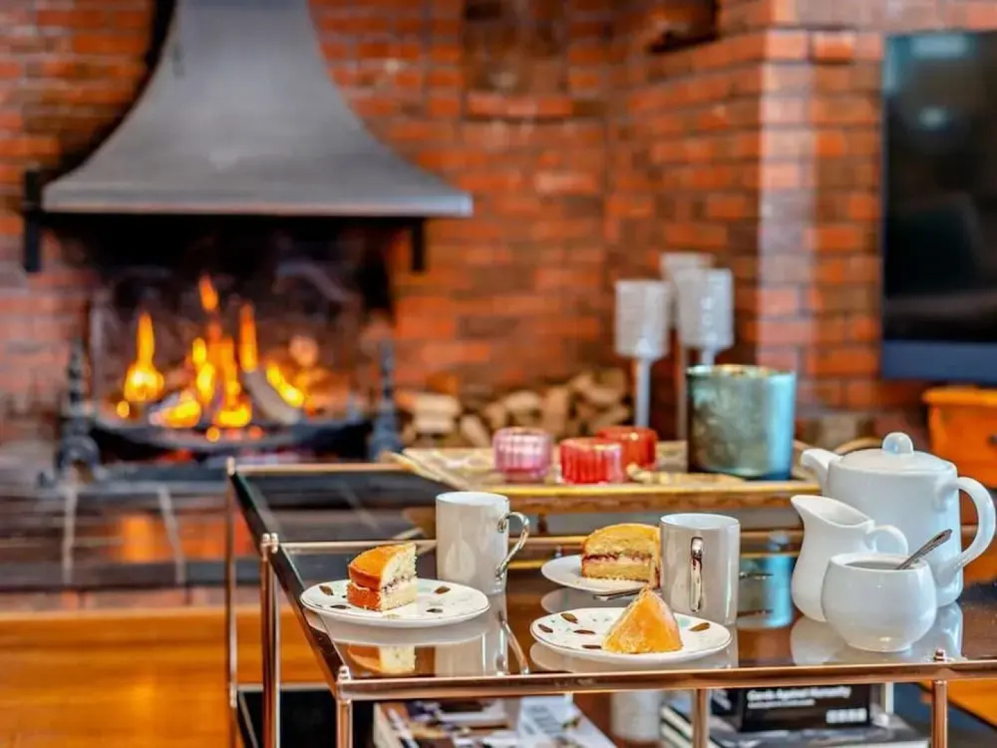 Luxury Riverside Mansion in Marlow