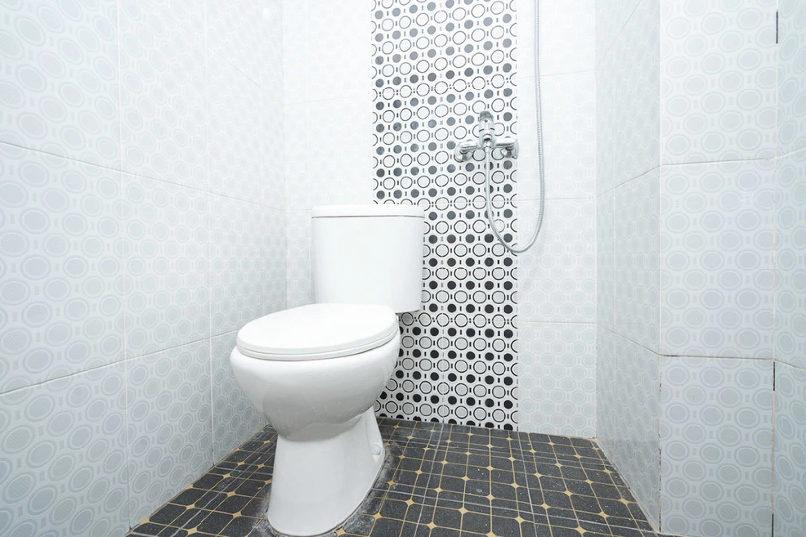 RedDoorz Syariah near Exit Toll Ciawi