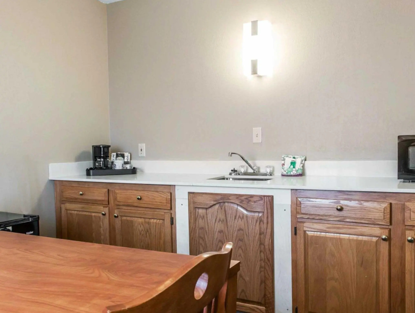 Comfort Inn & Suites Napoleon