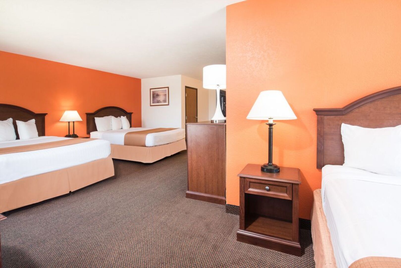 Howard Johnson Inn and Suites Oacoma