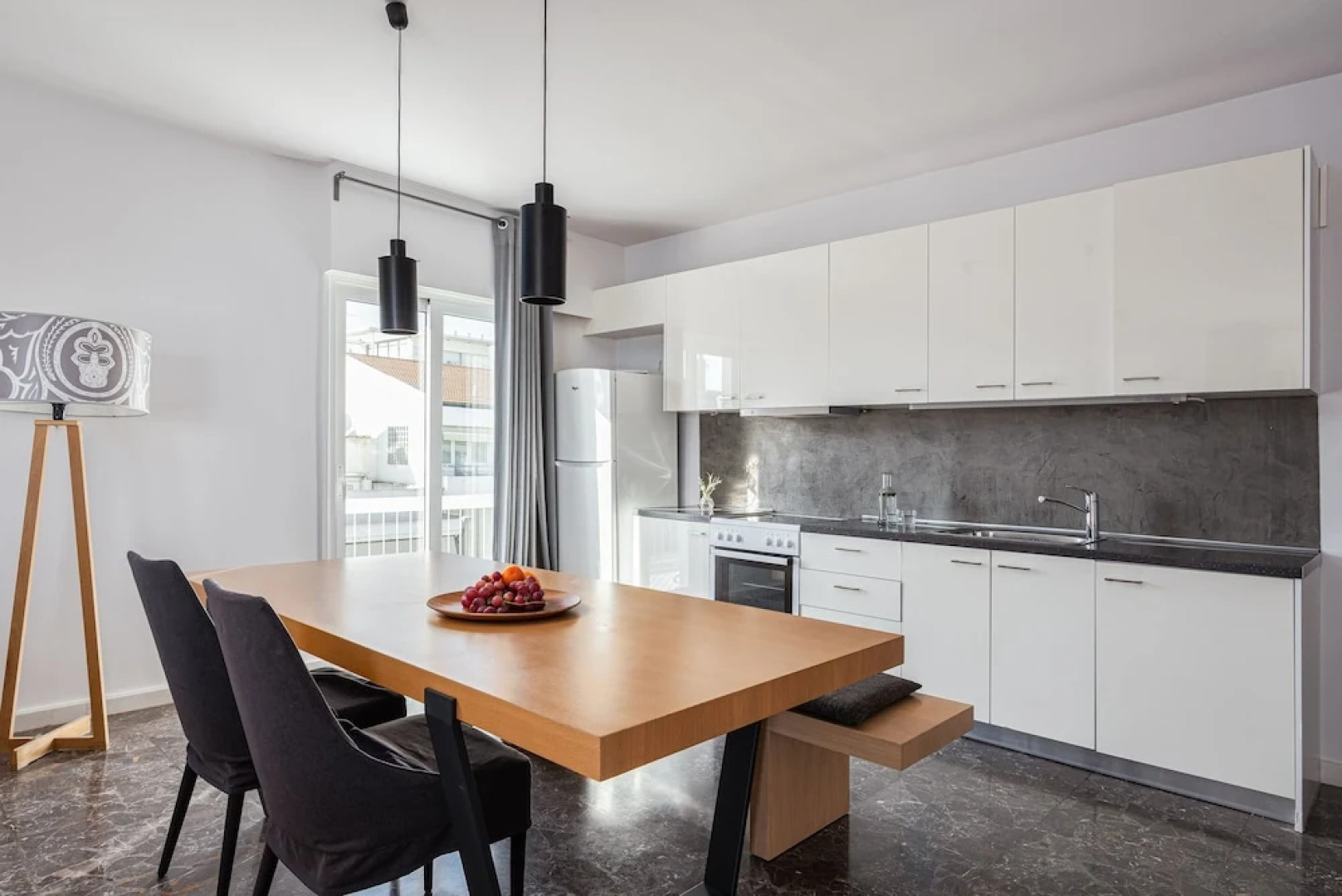 Sea View Beach Penthouse – Athens Coast