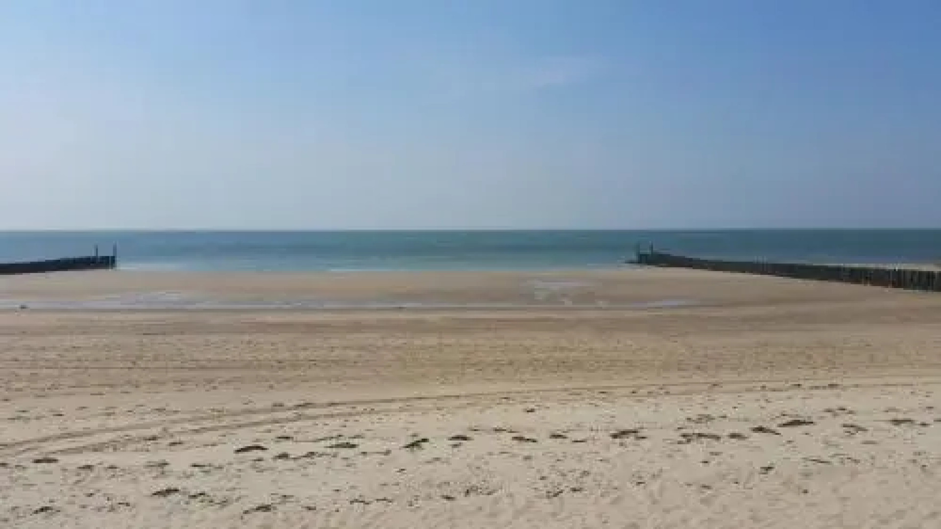 HUIS MARIANNE Bed by the Sea