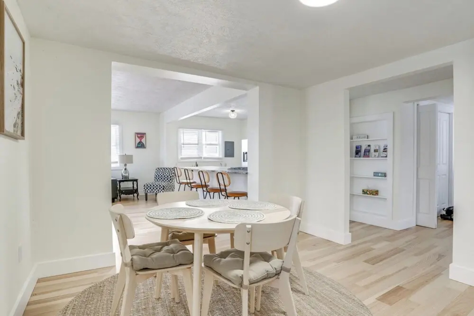 Serene South Haven Retreat w/ Deck: 1 Mi to Dtwn!