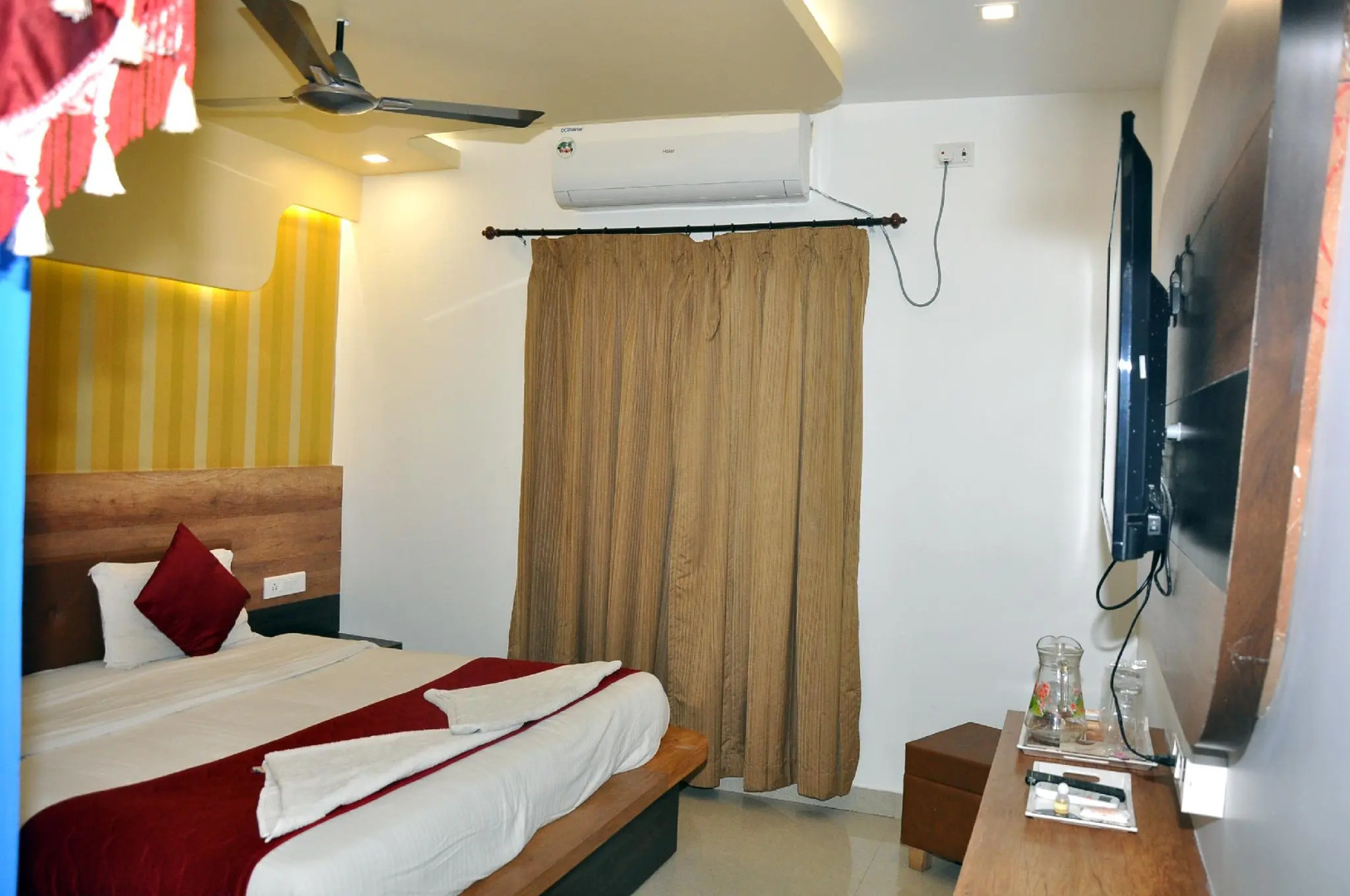 Hotel SDM Golden Tower