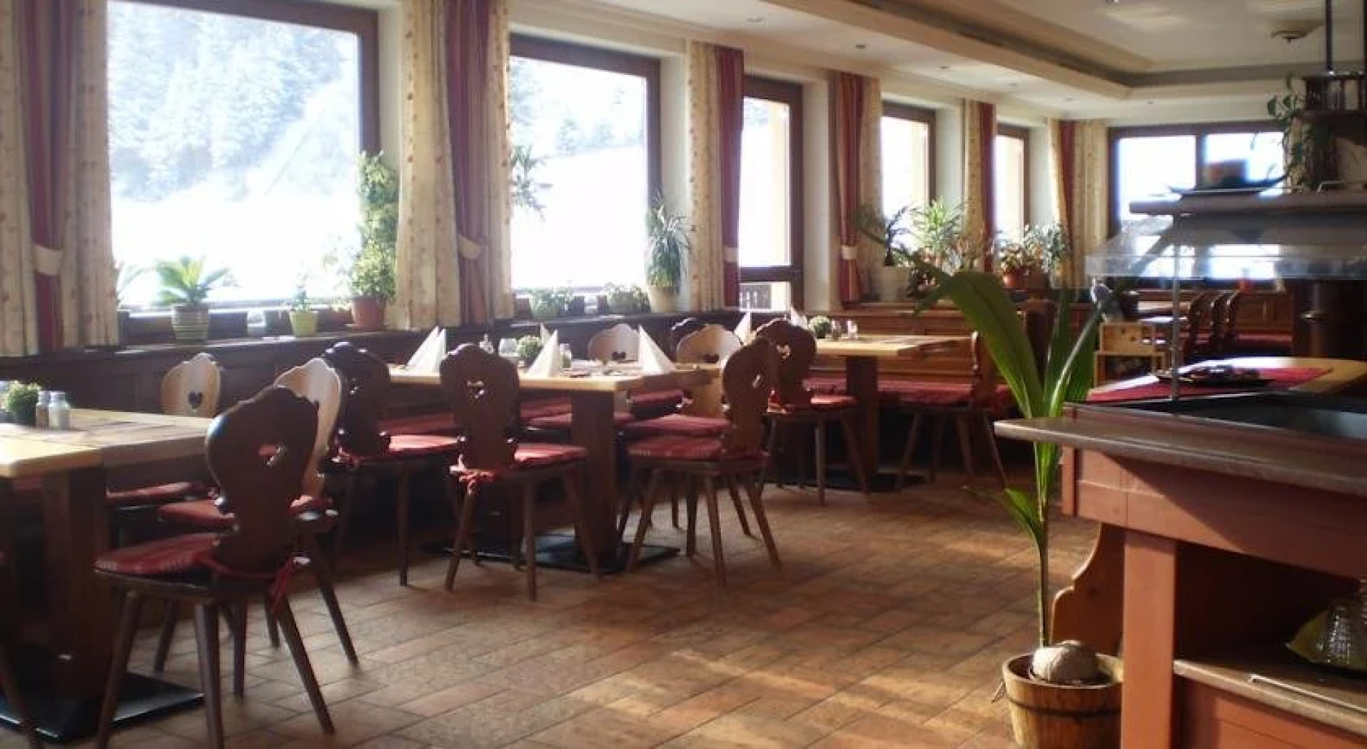 Almhotel Schönmoosalm