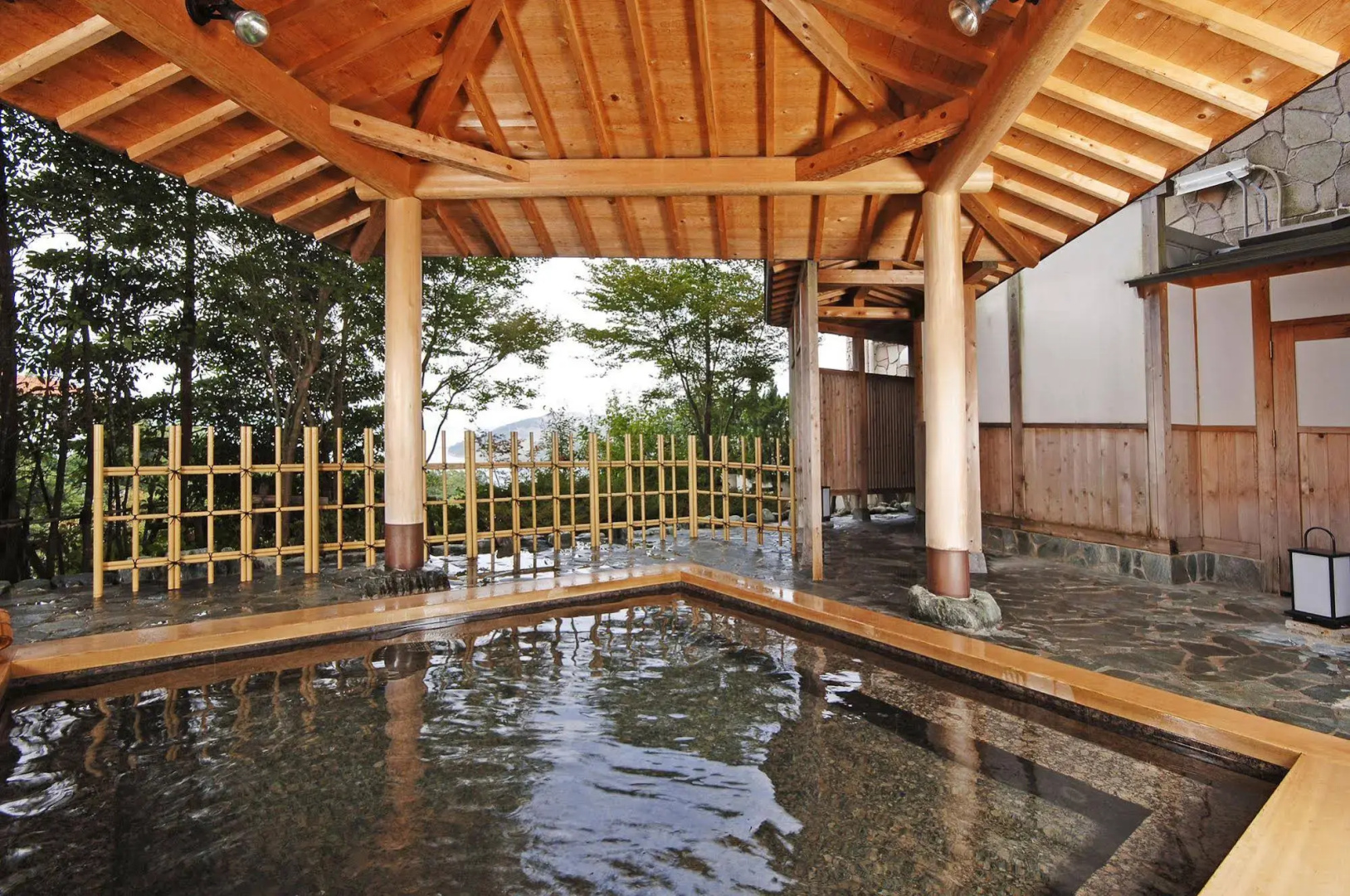 Izumigo Hotel Altia Toba