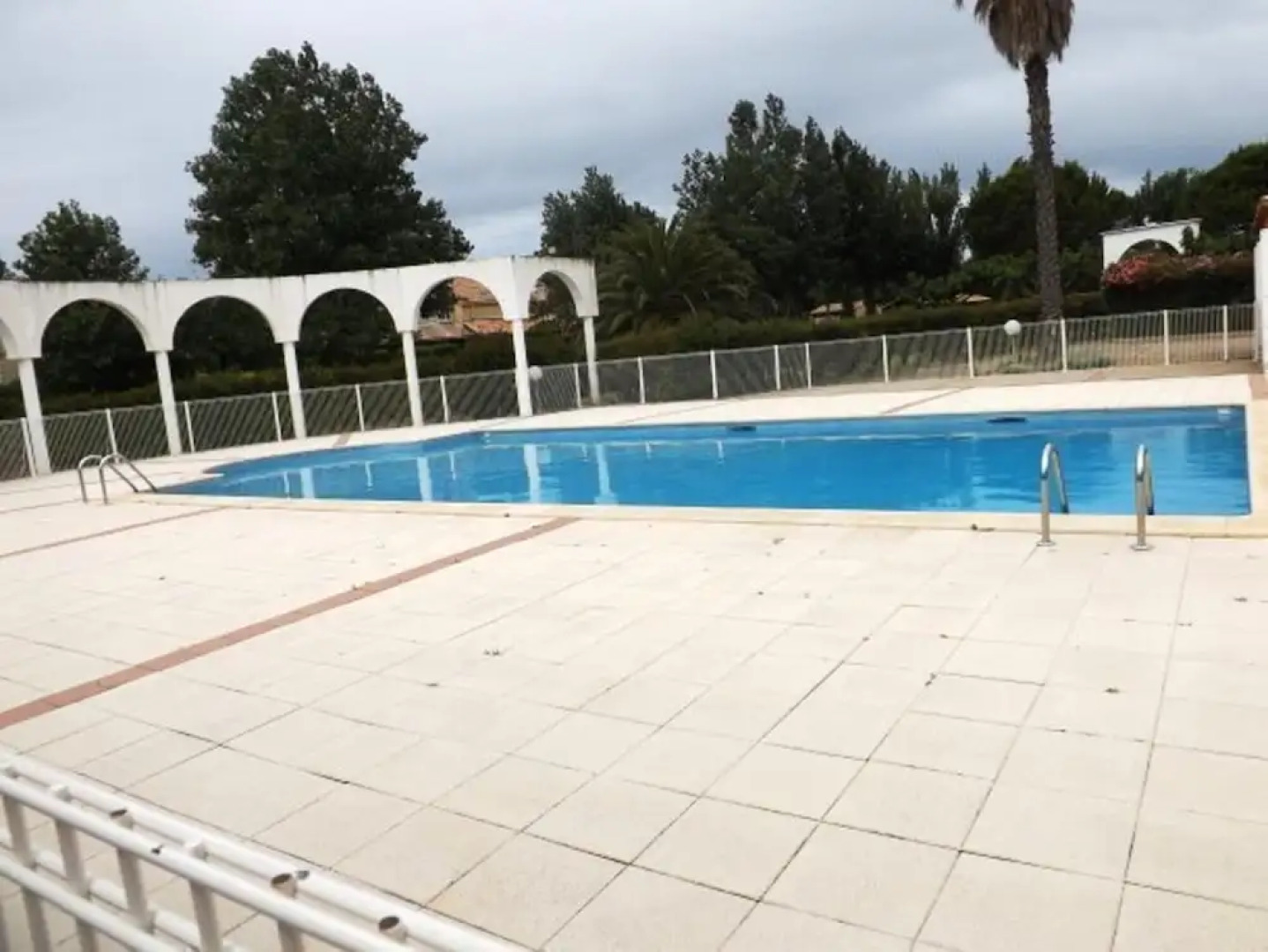 House with 2 Bedrooms in Vendres, with Shared Pool And Furnished Terrace - 300 M From the Beach