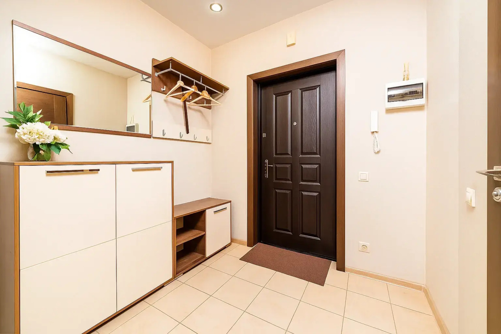 RusHouse (РусХаус) на улице Алексея Козина 3А