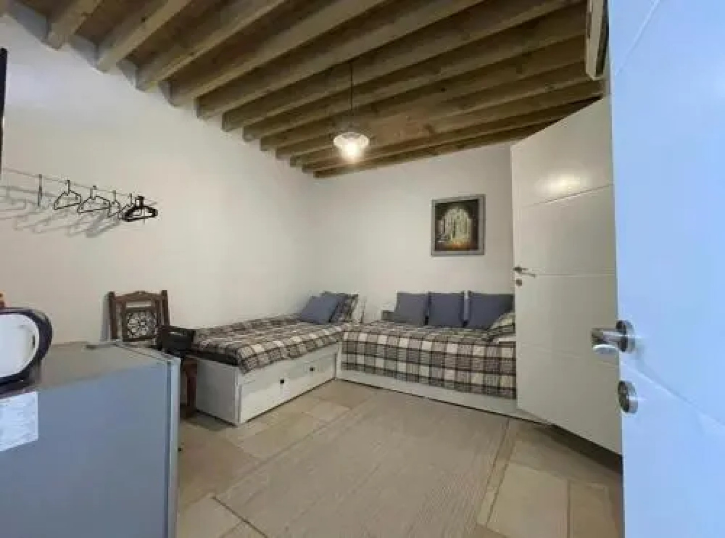 Chateau Akko Authentic Hosting