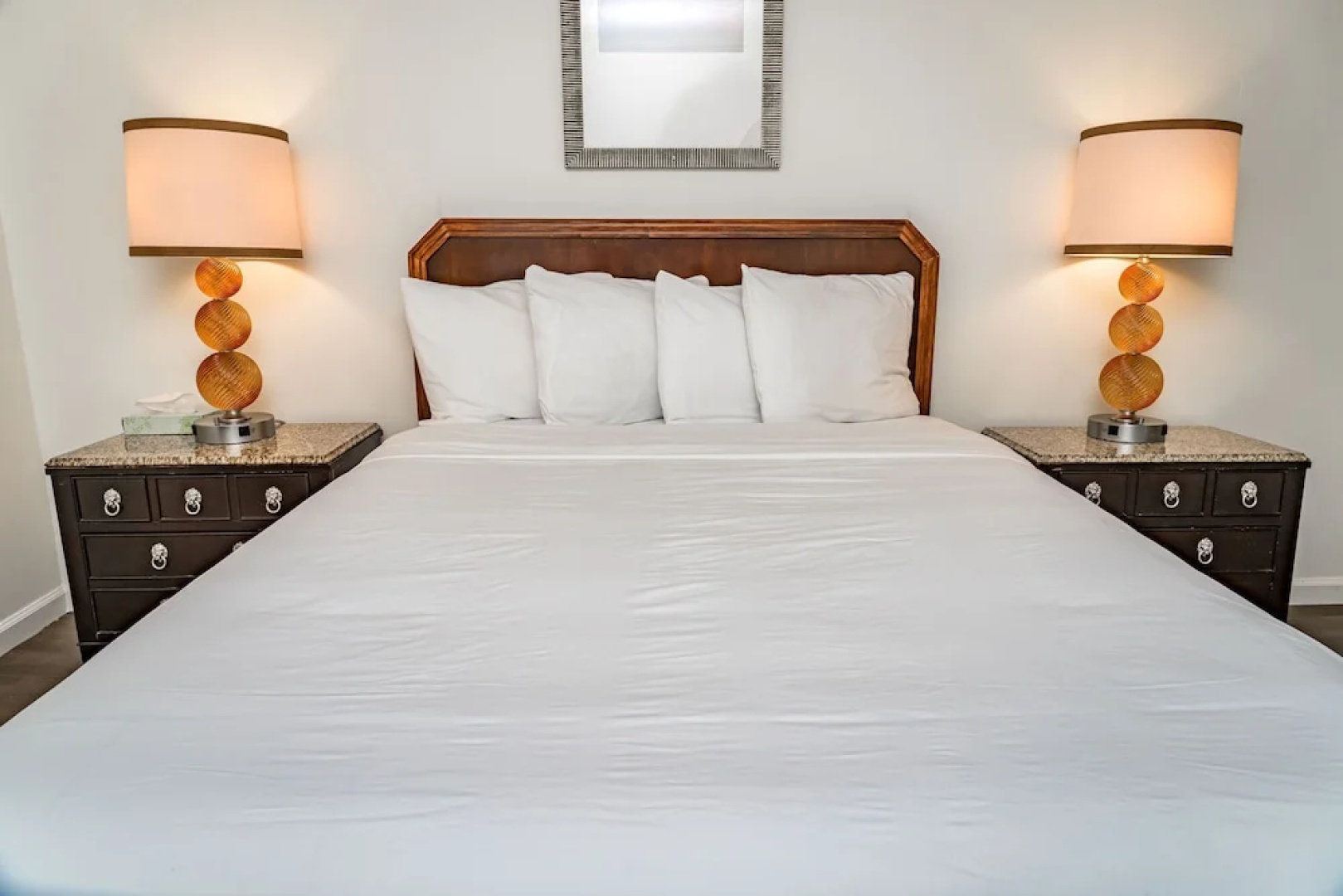 Travelers Inn