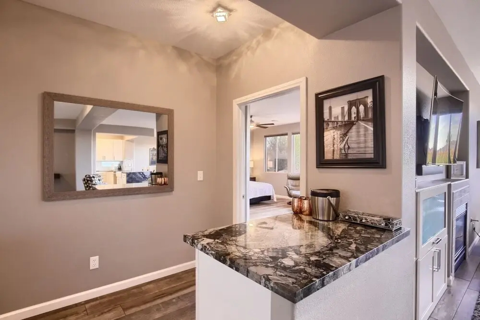 Nevada Elegance Newly Upgraded, 20 min From Strip!