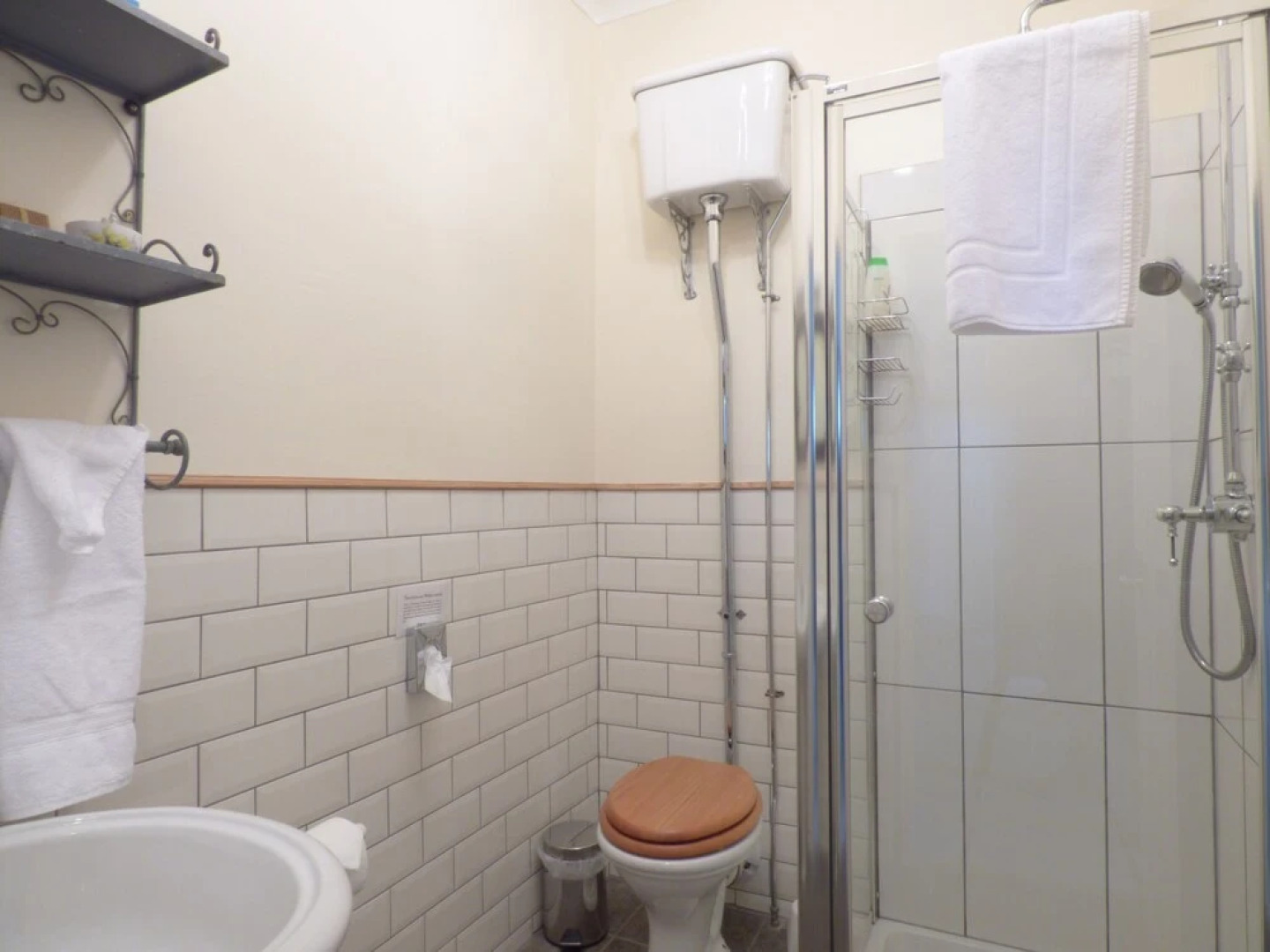 Pendragon Country House