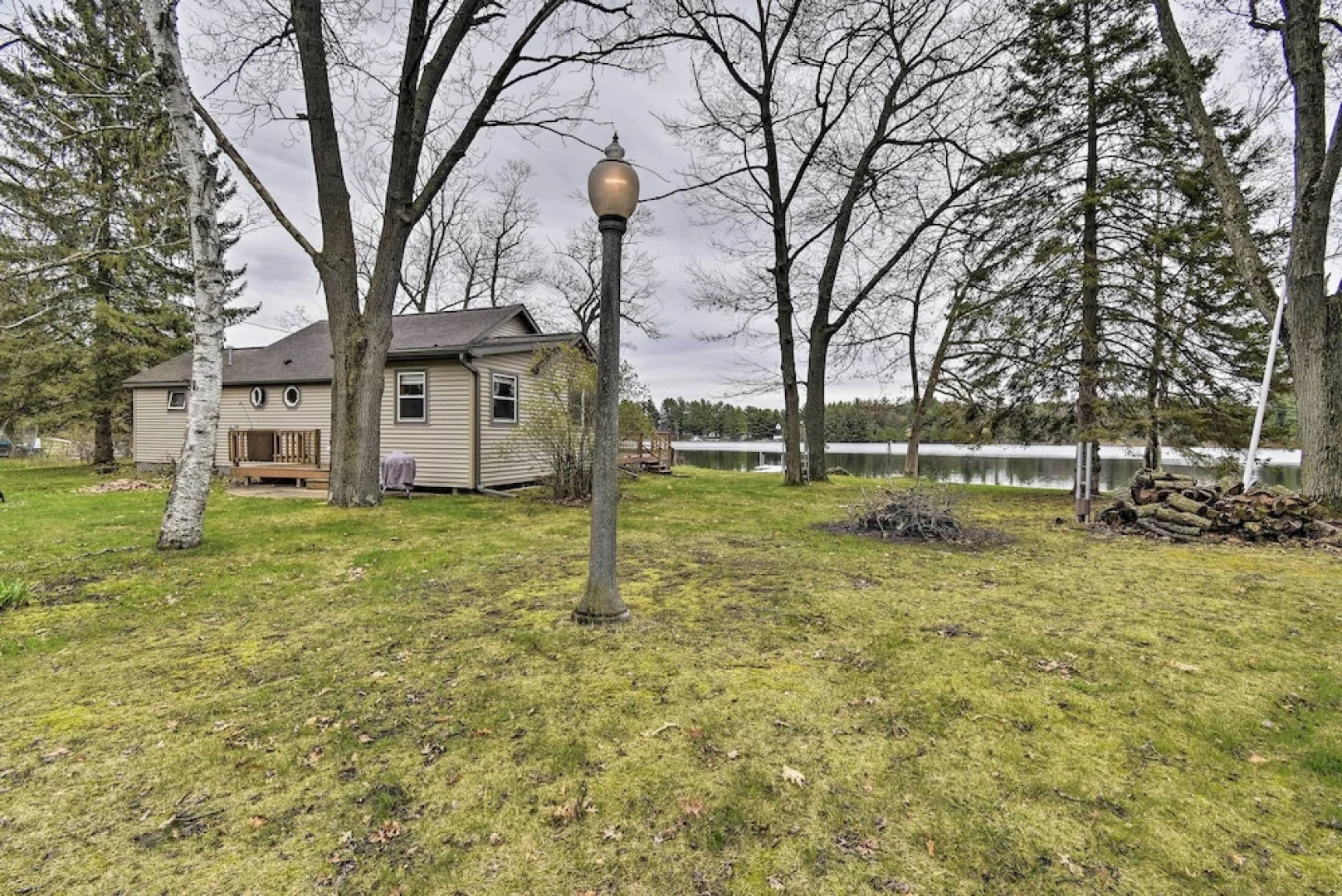Lakefront Home w/ Seasonal Dock - 2 mi to Skiing!