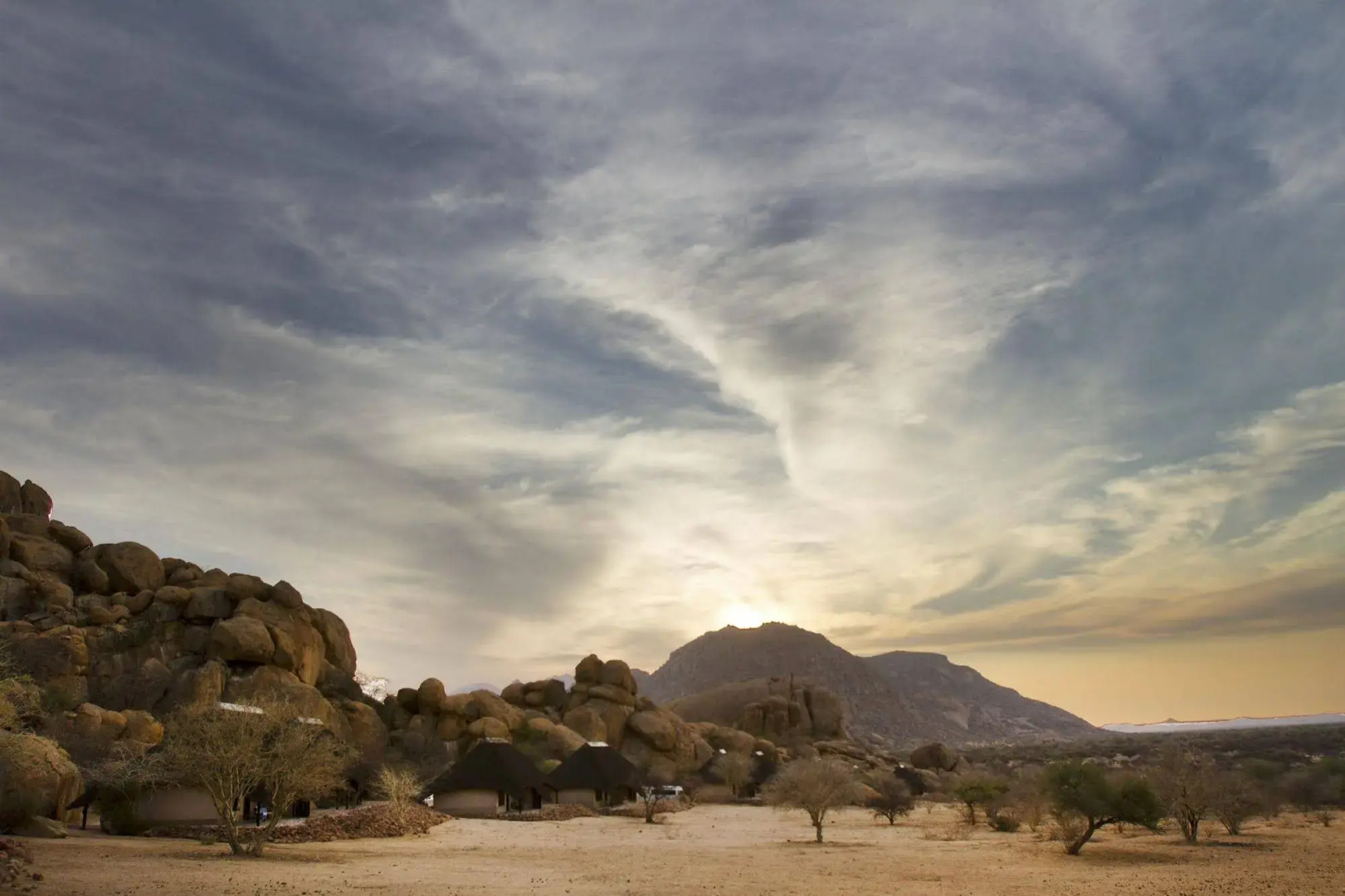 Ai Aiba - The Rockpainting Lodge