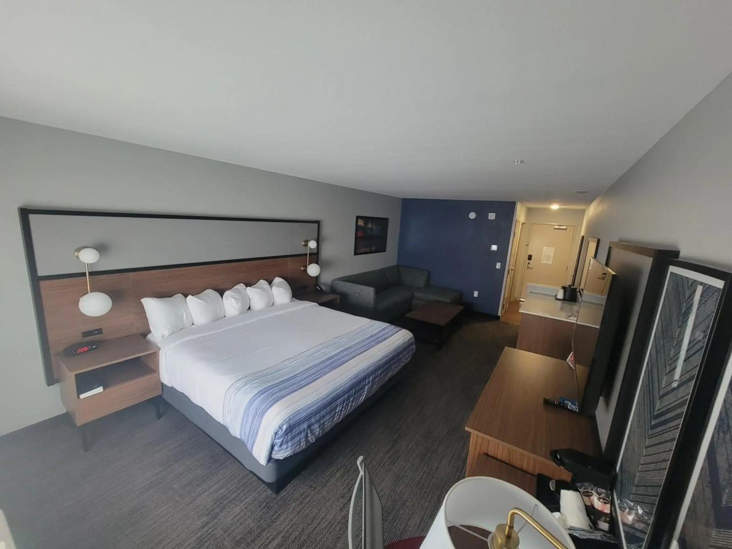 AmericInn by Wyndham International Falls Southwest