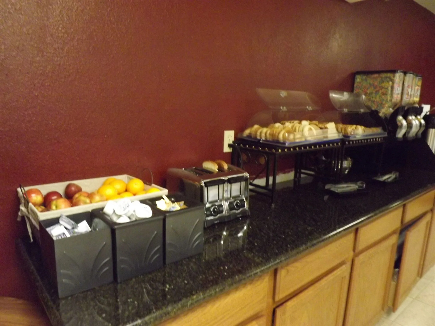 Rodeway Inn & Suites
