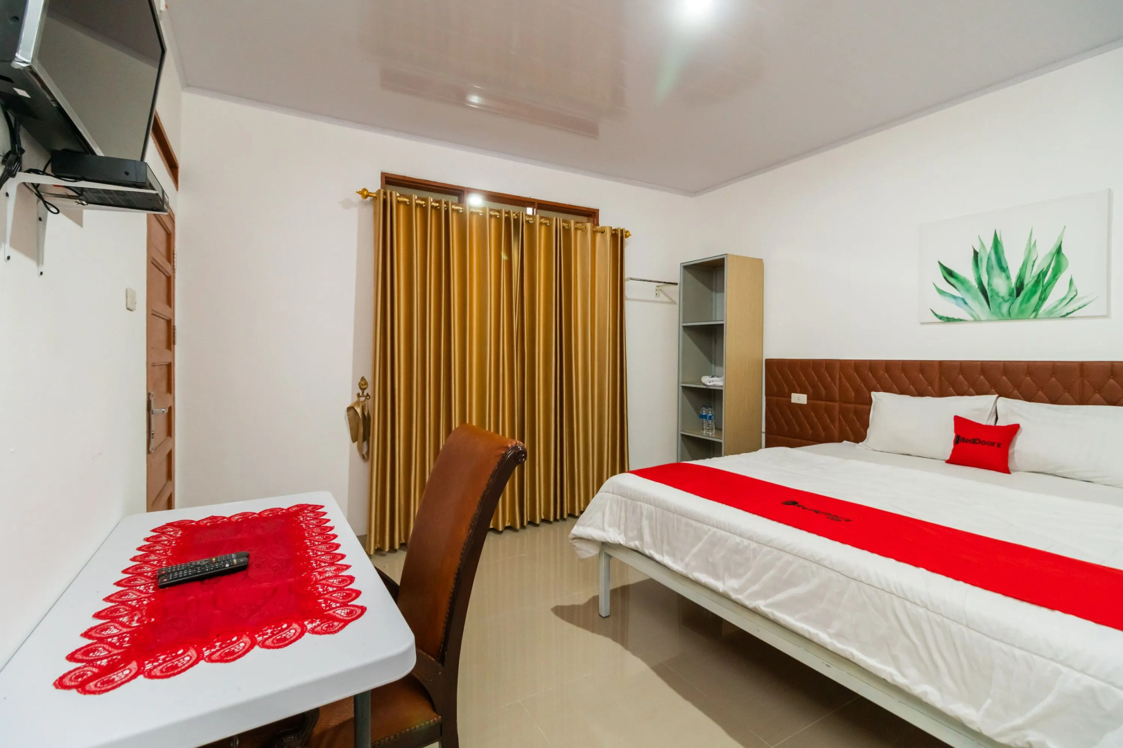 RedDoorz @ Aldos Villa Silangit