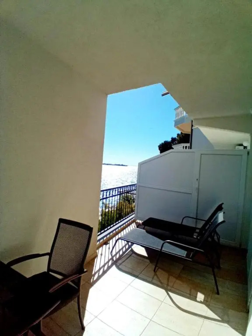 Apartment Luna Tribunj