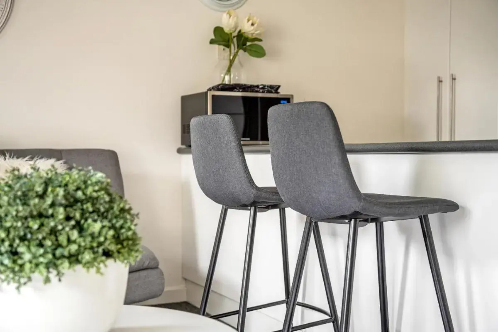 Stylish and Spacious Launceston Villa + Free Wifi