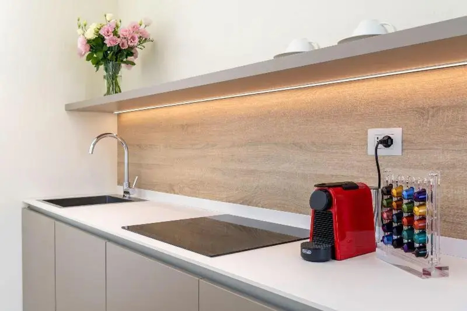 Palace Lido Hotel Suites