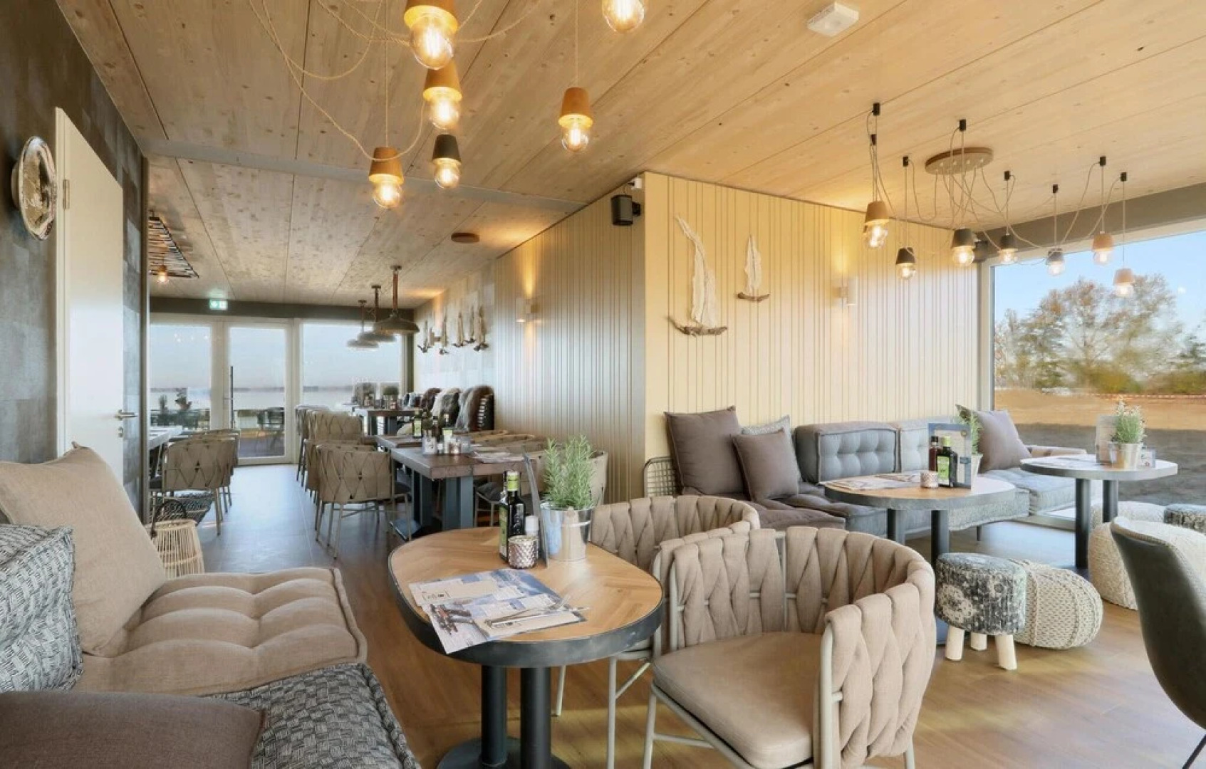 Amazing Apartment in Lembruch/dümmer See With 1 Bedrooms, Wifi and Indoor Swimming Pool