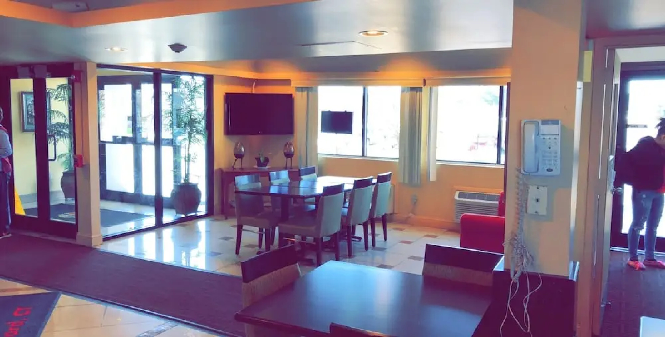 Super 8 Hartford/windsor