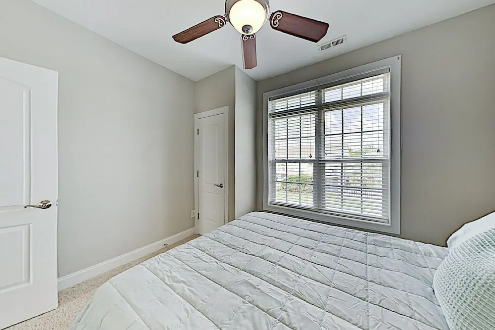 Kure Beach W/ Ocean View, 2 Blocks To Sand 5 Bedroom Townhouse