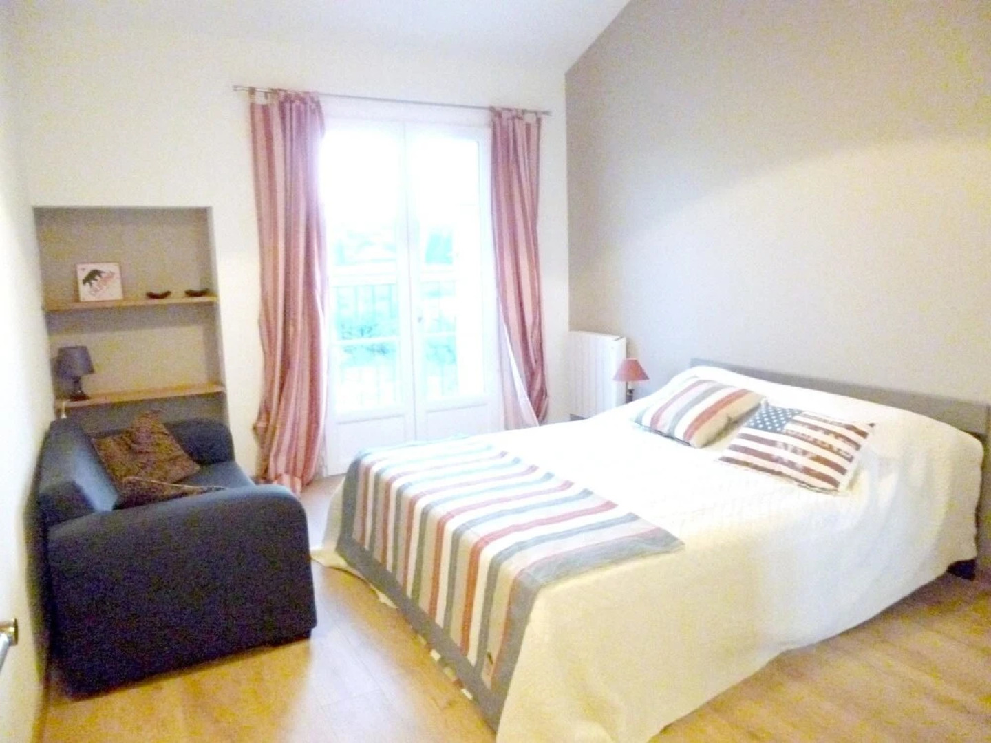 House With 3 Bedrooms in Jonquerettes, With Enclosed Garden and Wifi