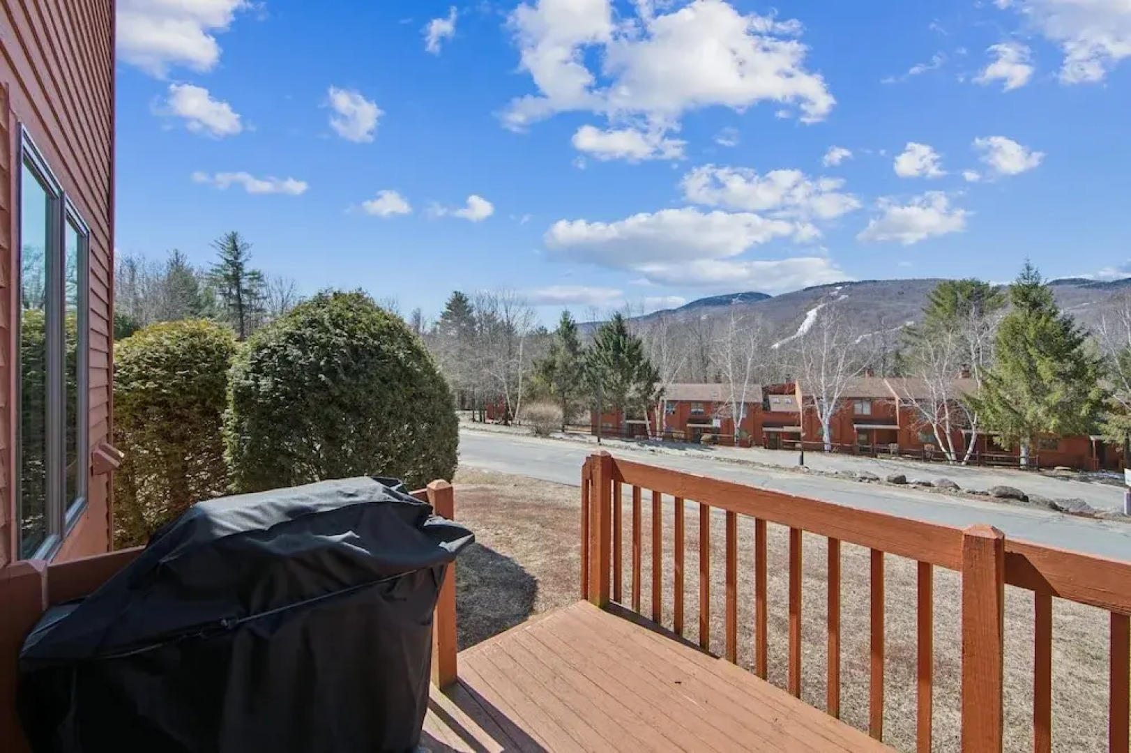 Hullabaloo 23E - Upgrade End Unit With Mountain Views 2 Bedroom Townhouse by The Summit at Gore Mountain
