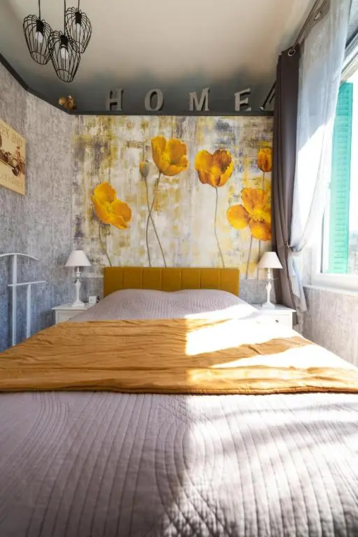 Studio Malou avec cuisine toute équipée et terrasse aménagée