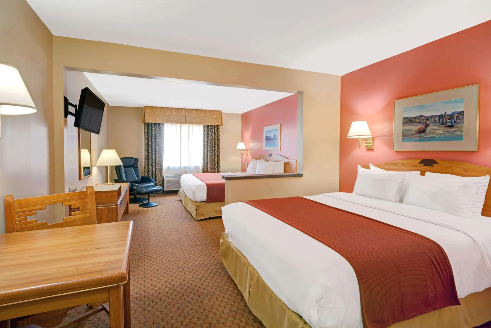 Days Inn & Suites by Wyndham Airport Albuquerque