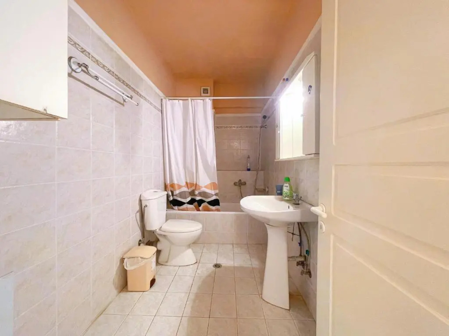 WSD Luxury Cozy 2BD Apt with study & City View Balcony