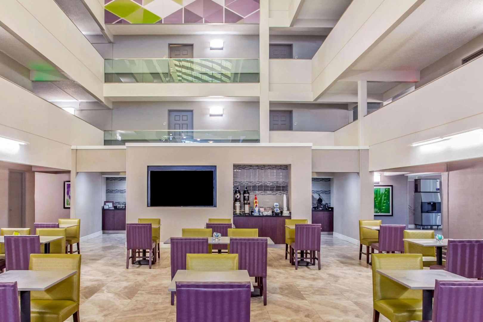 La Quinta Inn & Suites by Wyndham Lubbock West Medical Centr