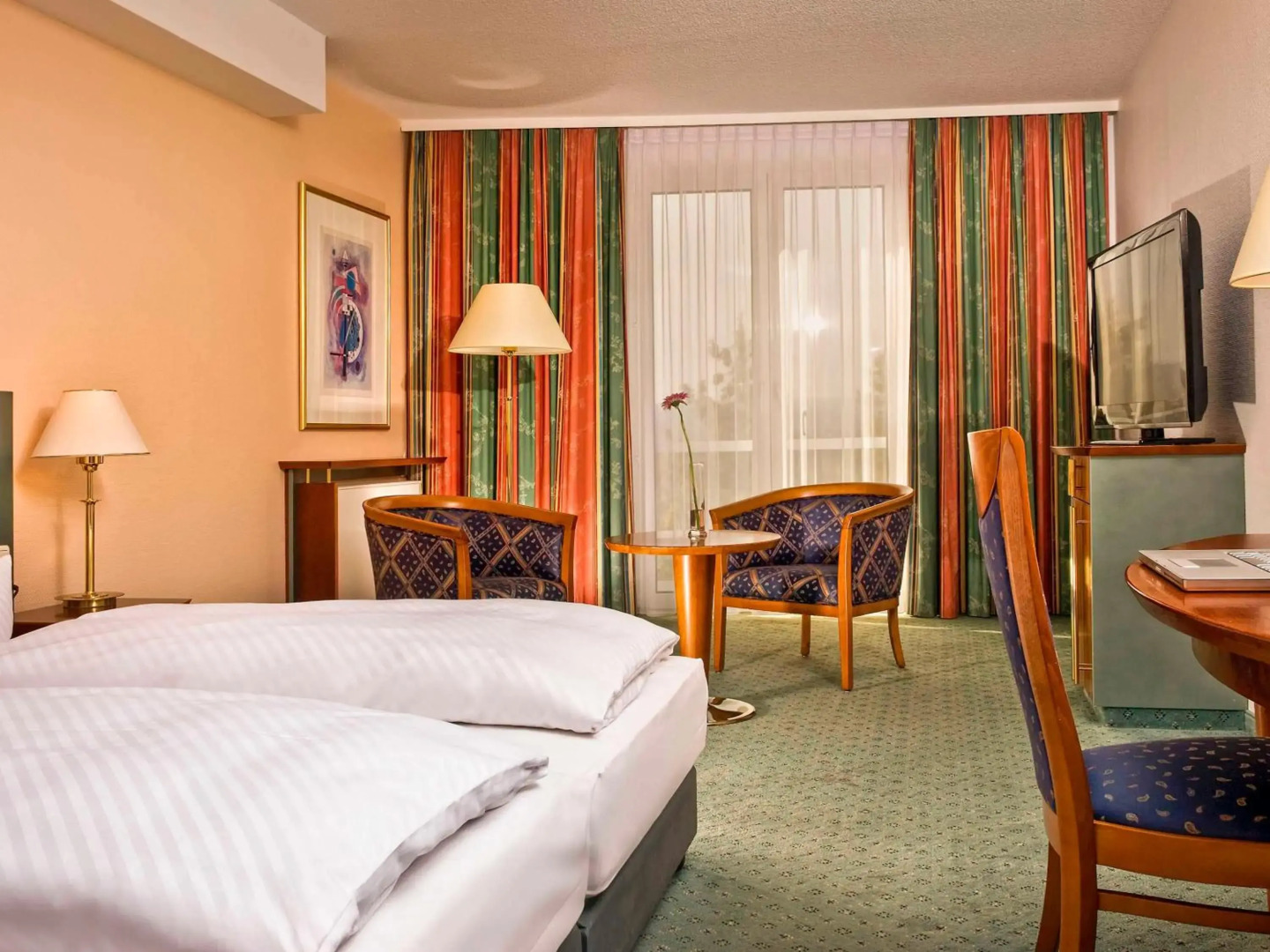 Clarion Inn & Suites Miami International Airport