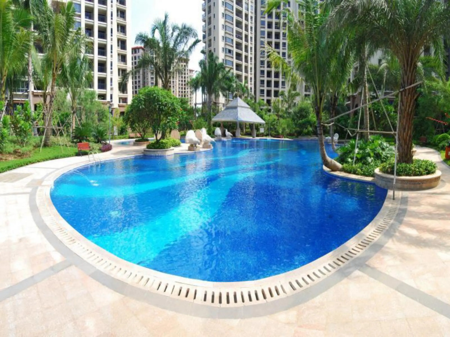 Ramada Encore by Wyndham Qionghai Downtown