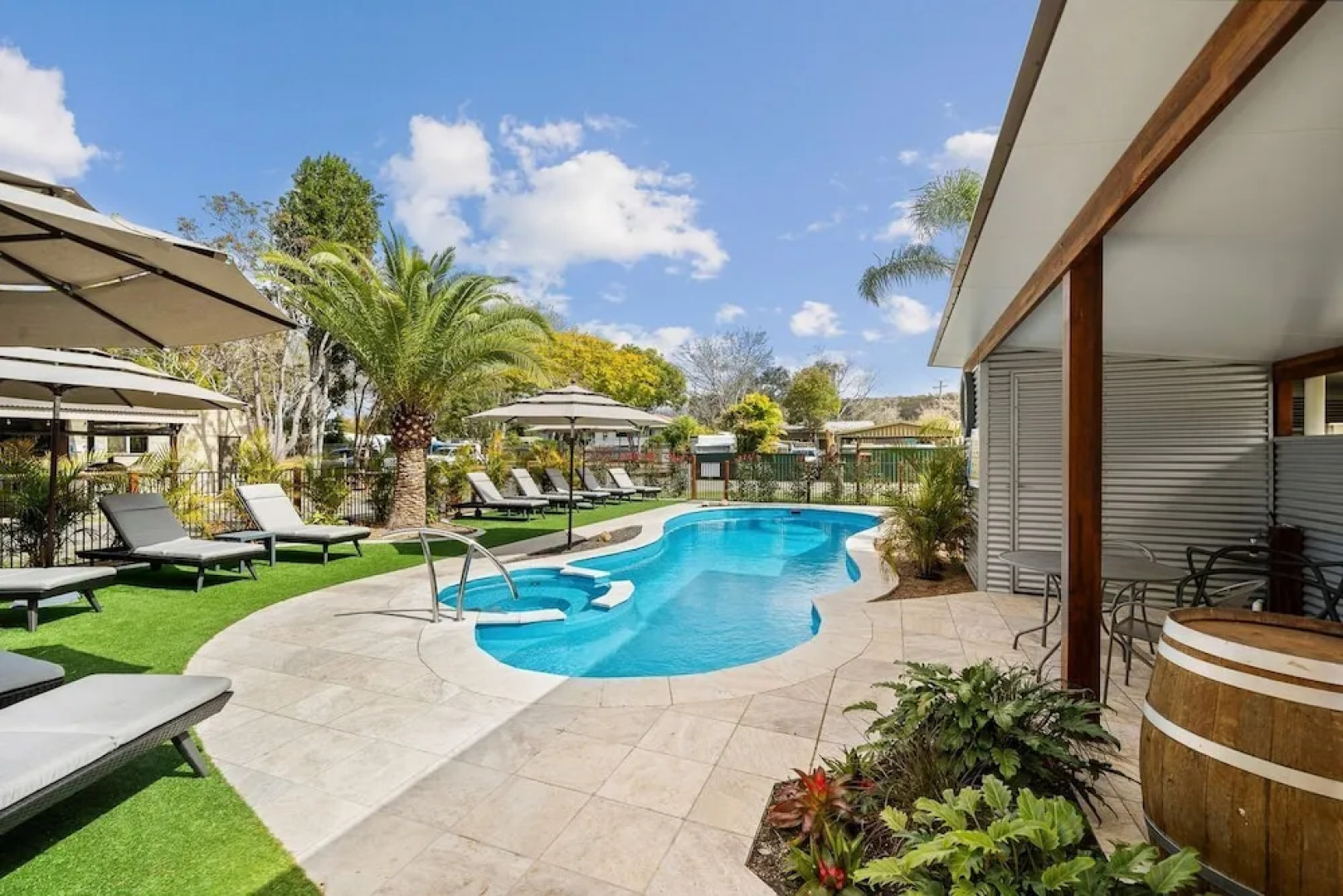 Esk Caravan Park & Motel