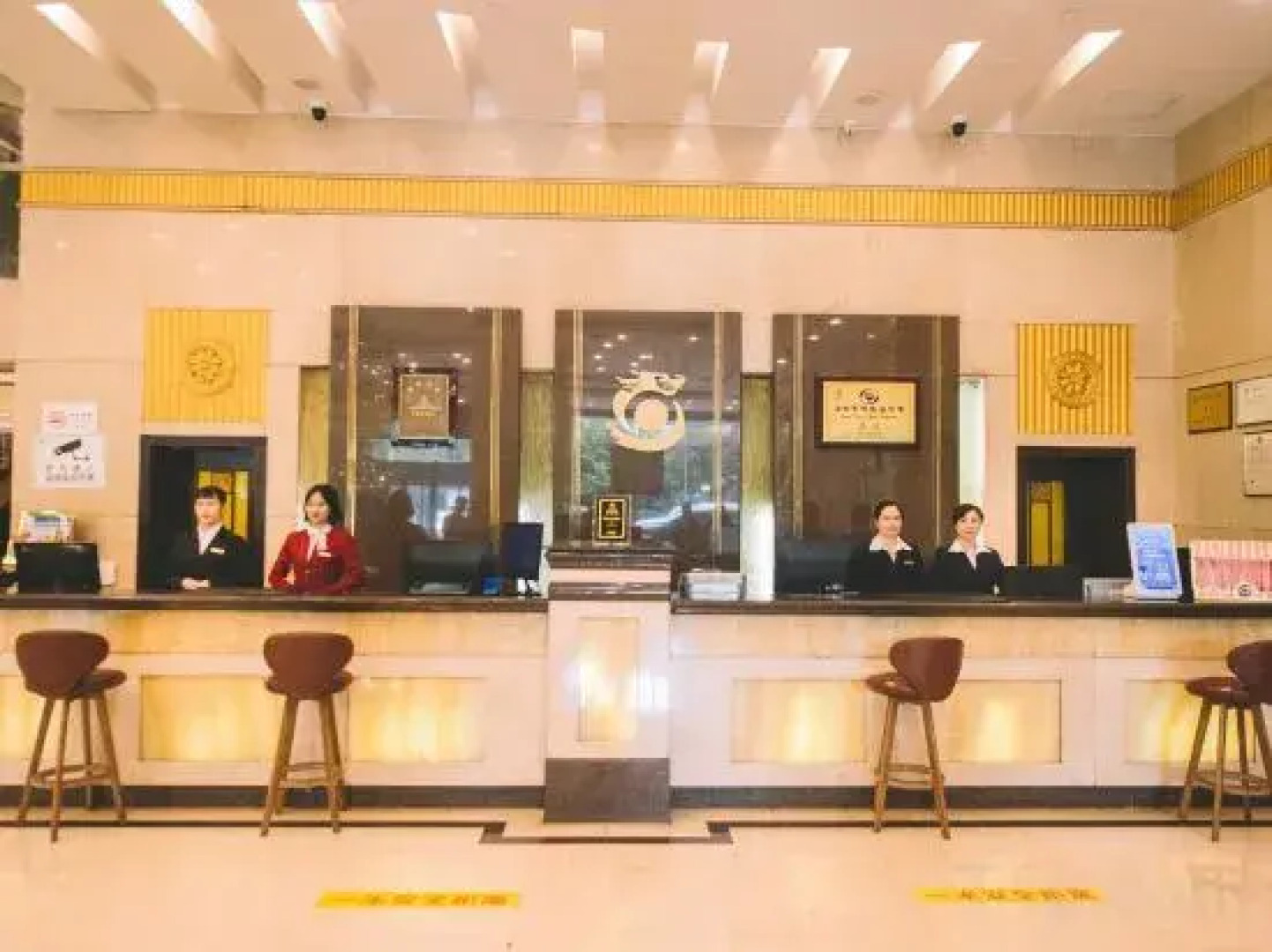 Shen Long Hotel