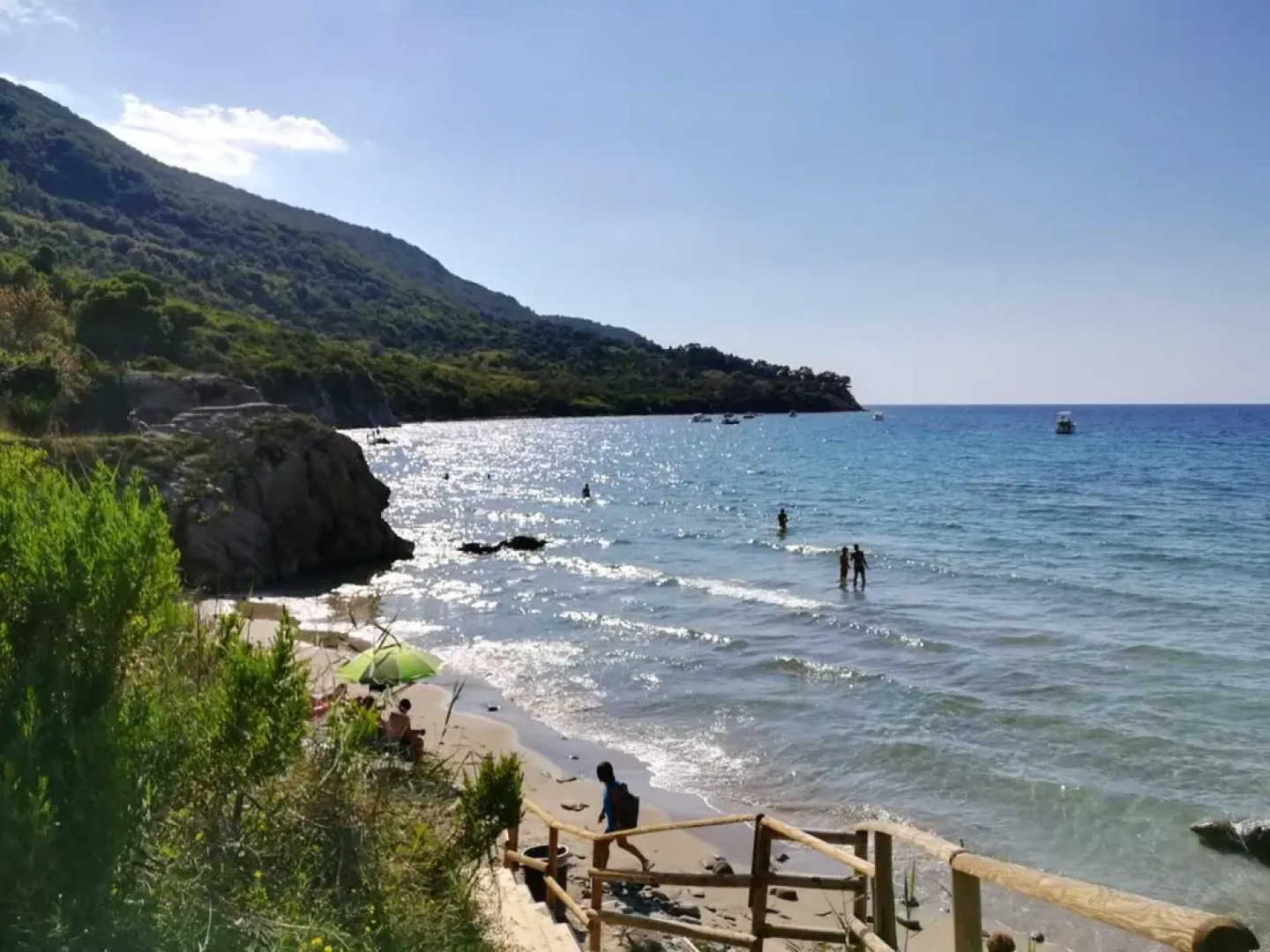 Studio in Ogliastro Cilento, With Wonderful sea View, Enclosed Garden and Wifi Near the Beach