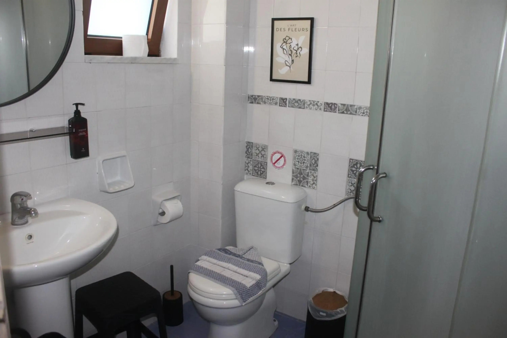 Vallian Village Hotel