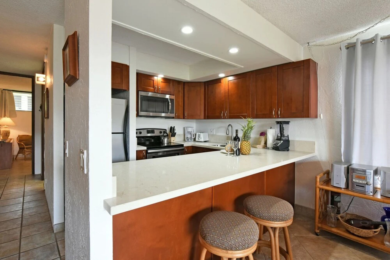 Papakea G301 by RedAwning