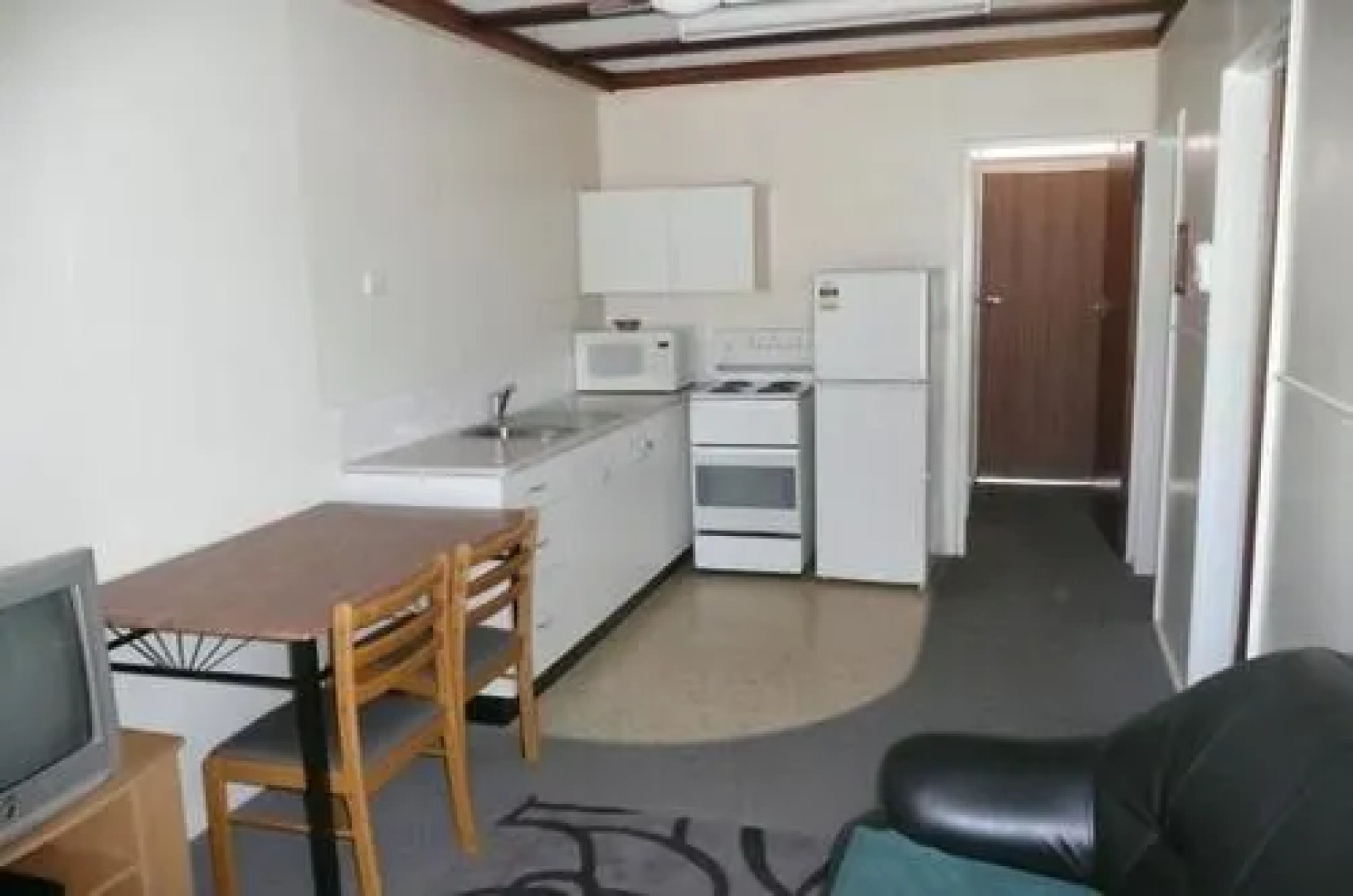 Ocean Breeze Apartments