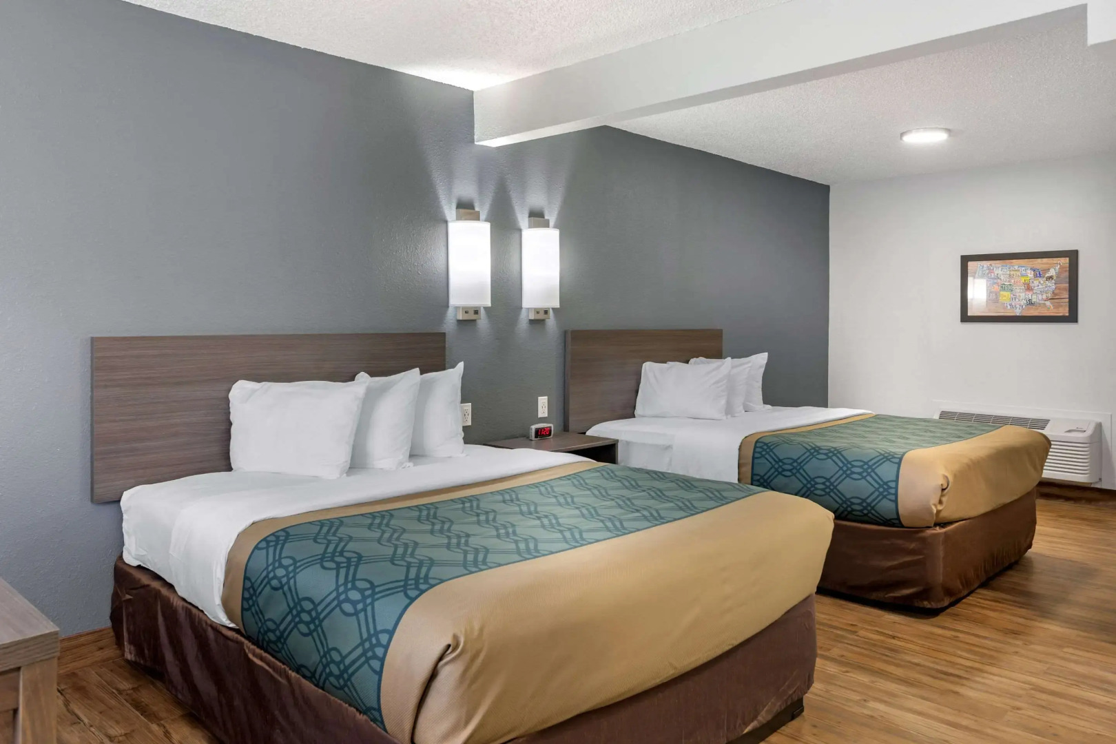Econo Lodge Inn & Suites Socorro