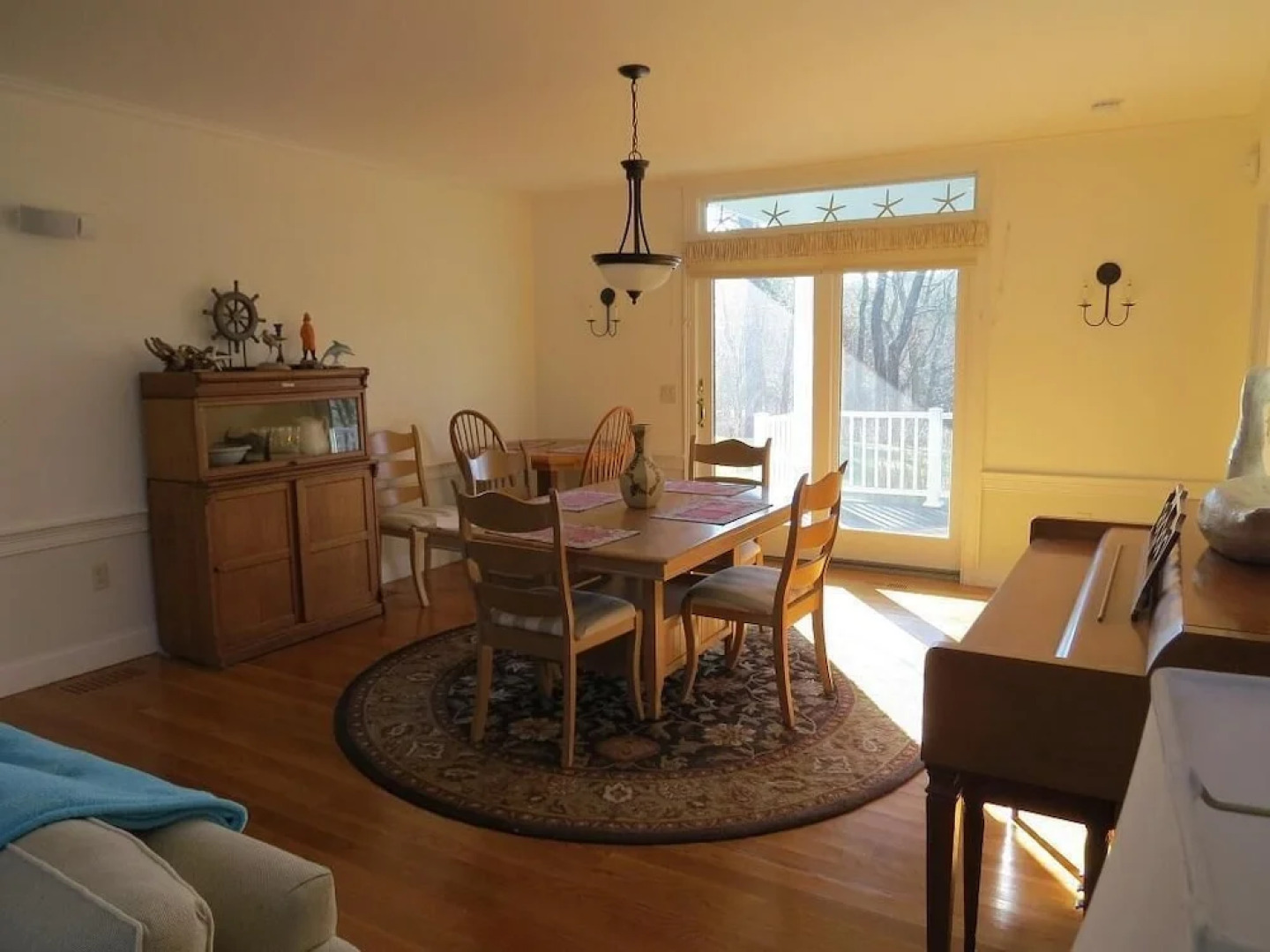 26 Whiteleys Way - Four Bedroom House