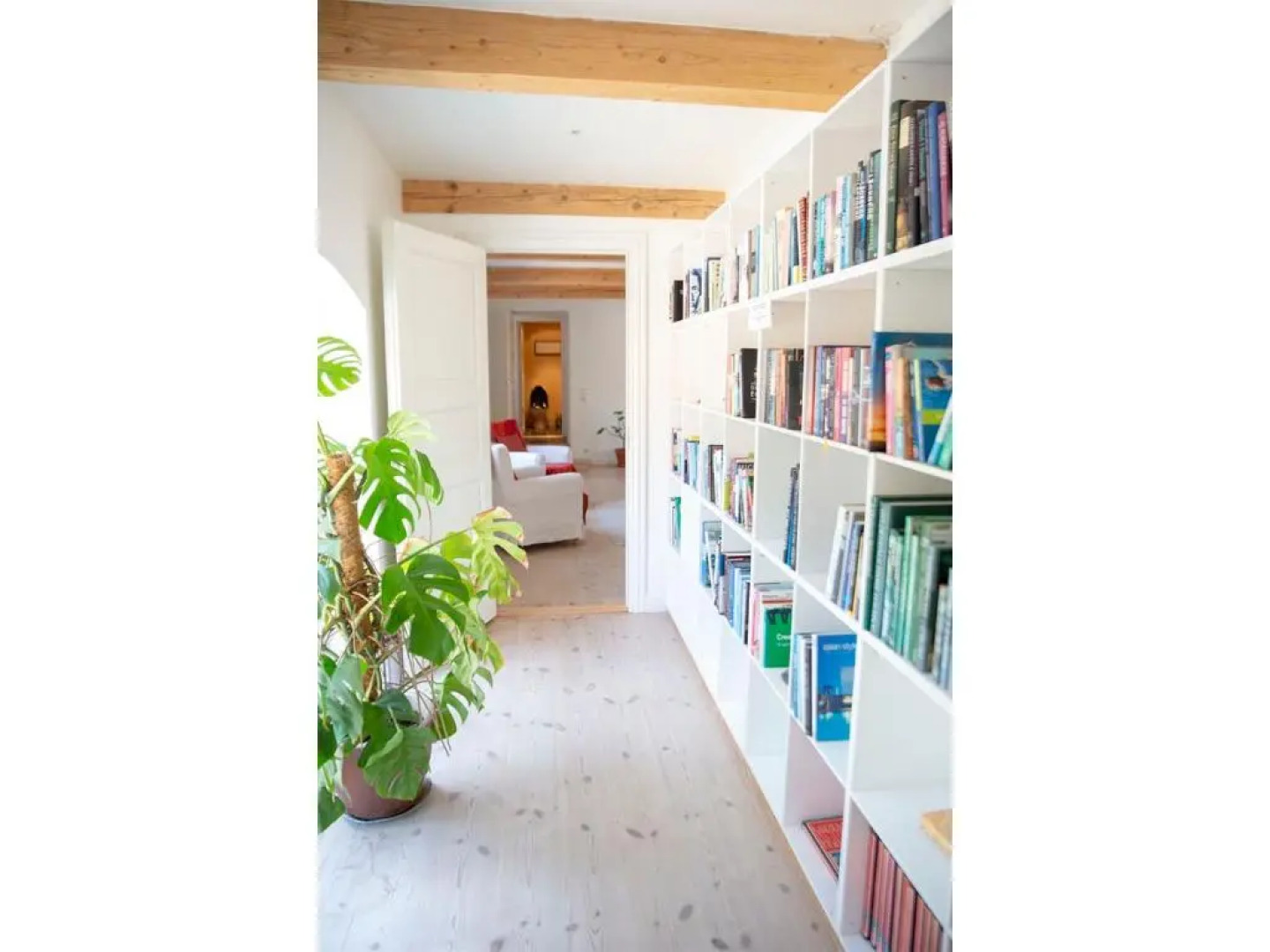 Mellem-rummet Guesthouse