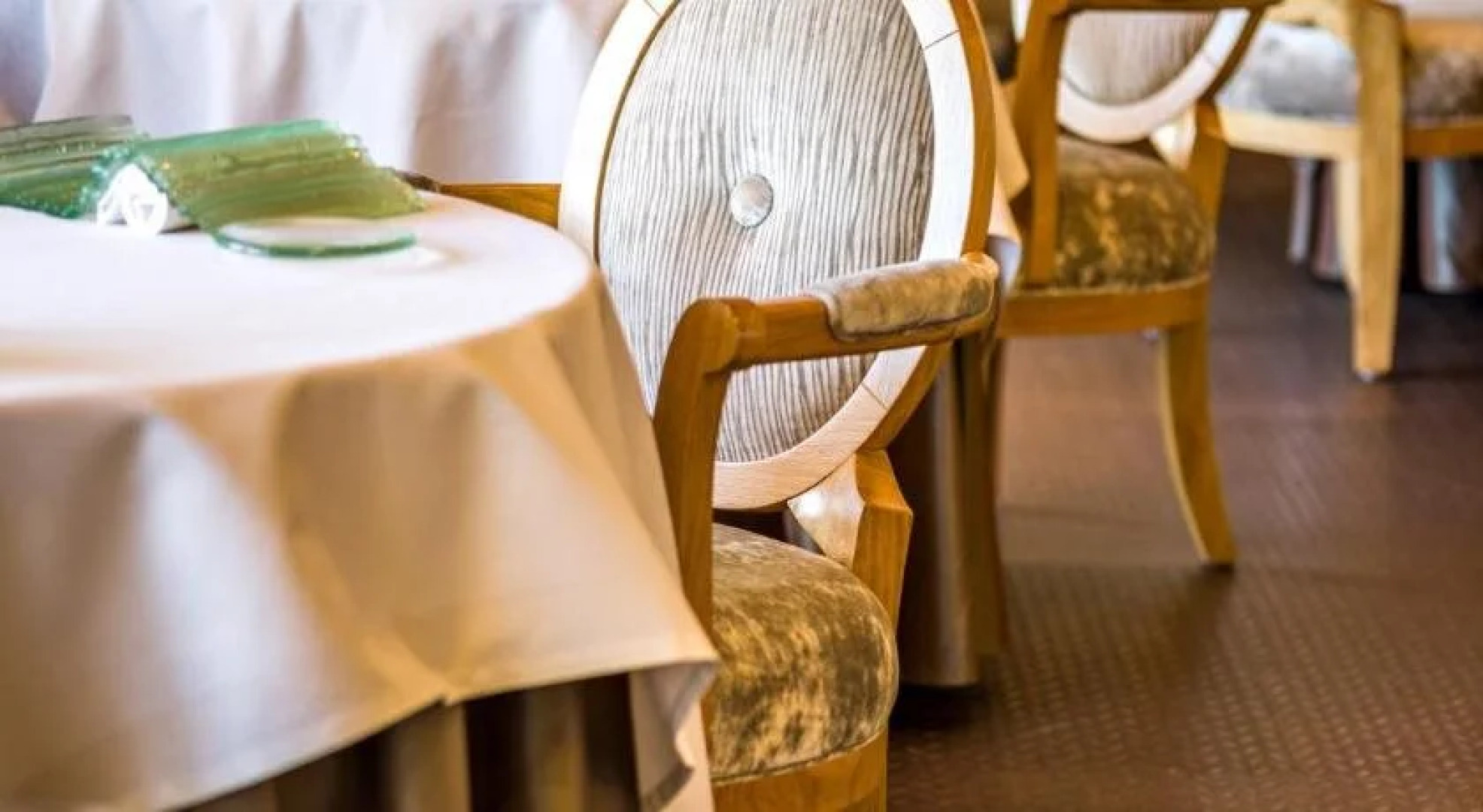 Hôtel Restaurant Yoann CONTE Bord du Lac