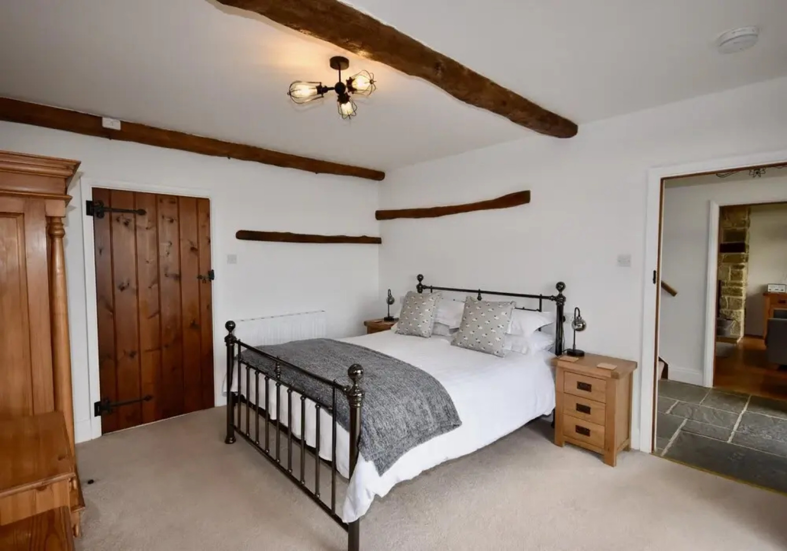Tithe is a Stunning Barn Conversion Close to Ryde Sleeps 6