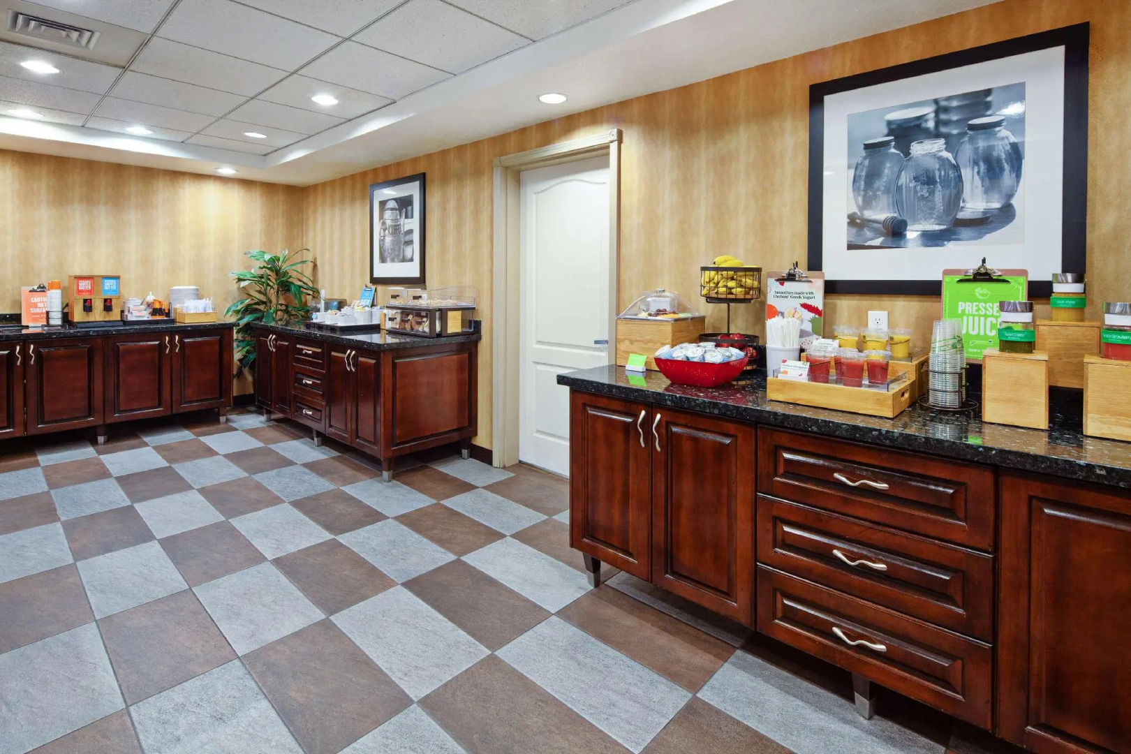 Hampton Inn & Suites Agoura Hills